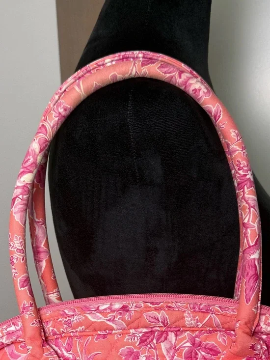 Vera Bradley Retired Hope Toile Pink Floral Quilted Purse Shoulder Lola Bag - Picture 2 of 4